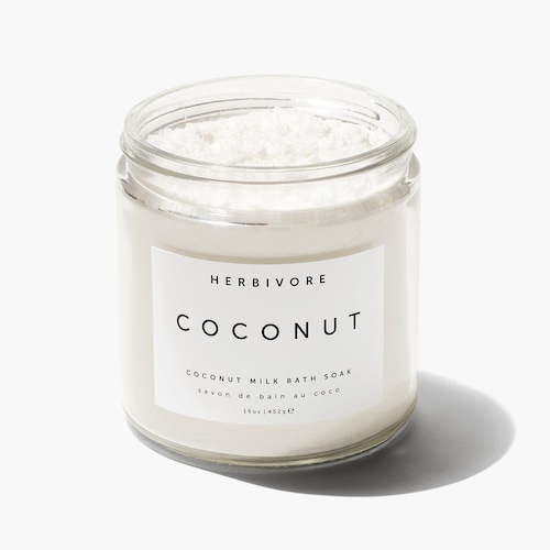 Coconut milk bath soak is a popular and luxurious skincare product that offers numerous benefits for the skin. Derived from the nutrient-rich flesh of coconuts, this soothing and moisturizing bath soak is often used as a natural remedy for dry and sensitive skin. 