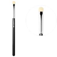 MAC Cosmetics - 239 Synthetic Eye Shader Brush