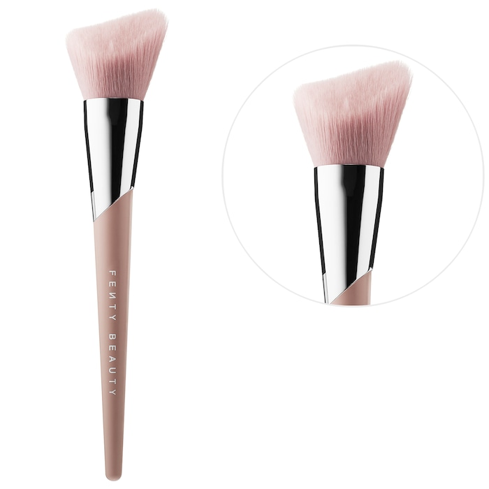 Cheek Hugging Bronzer Brush 190 - Fenty Beauty by Rihanna | Sephora