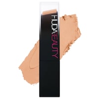 HUDA BEAUTY - Bâton de fond de teint à couvrance modulable et finition de peau #FauxFilter