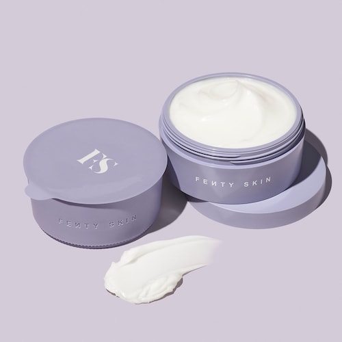 One of the key features of this product is its whipped texture. The cream is whipped to perfection, resulting in a lightweight and easily absorbable formula. This ensures that the cream effortlessly glides onto your skin, without any greasy or heavy residue.