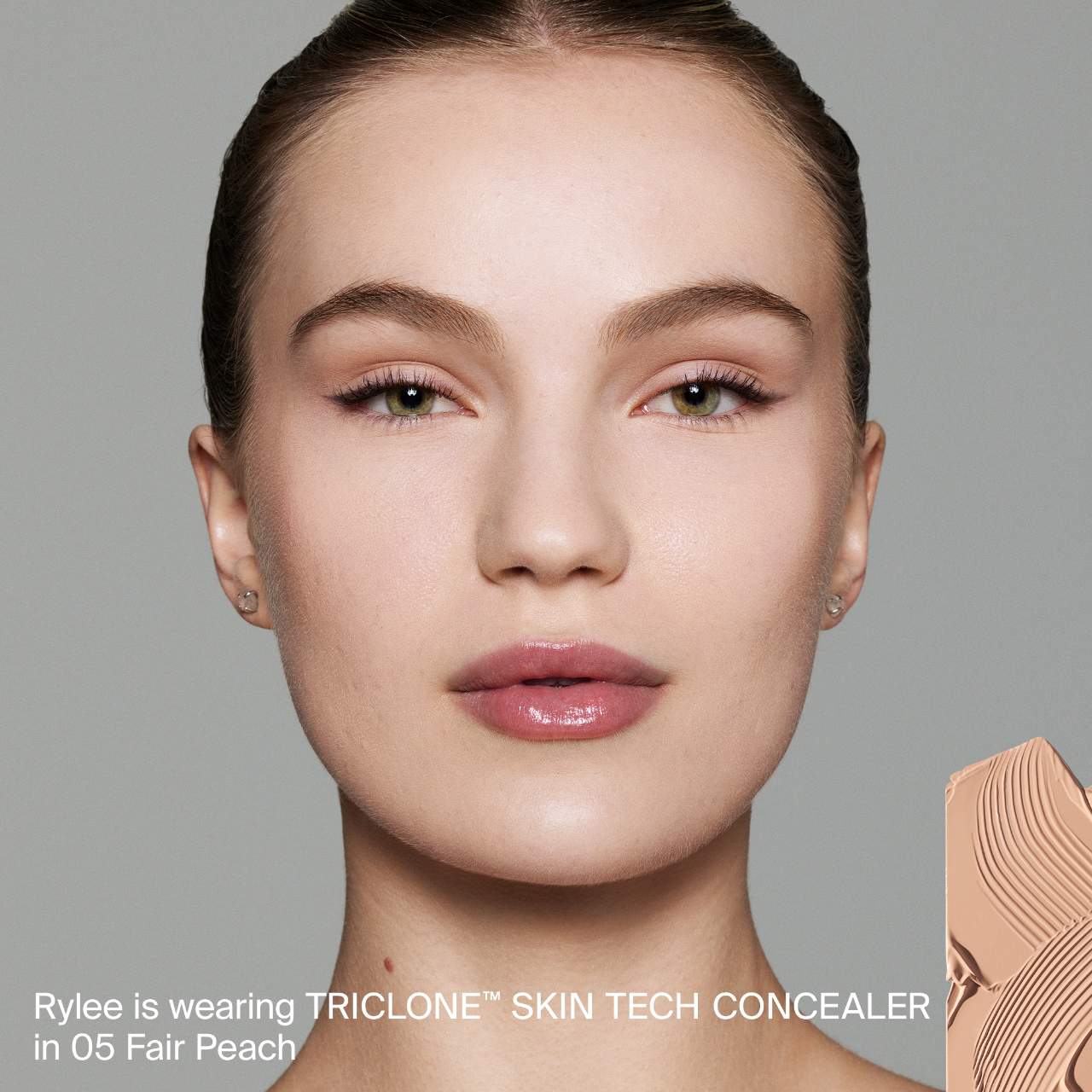 Triclone Skin Tech Hydrating + De-puffing Concealer with Fermented Arnica